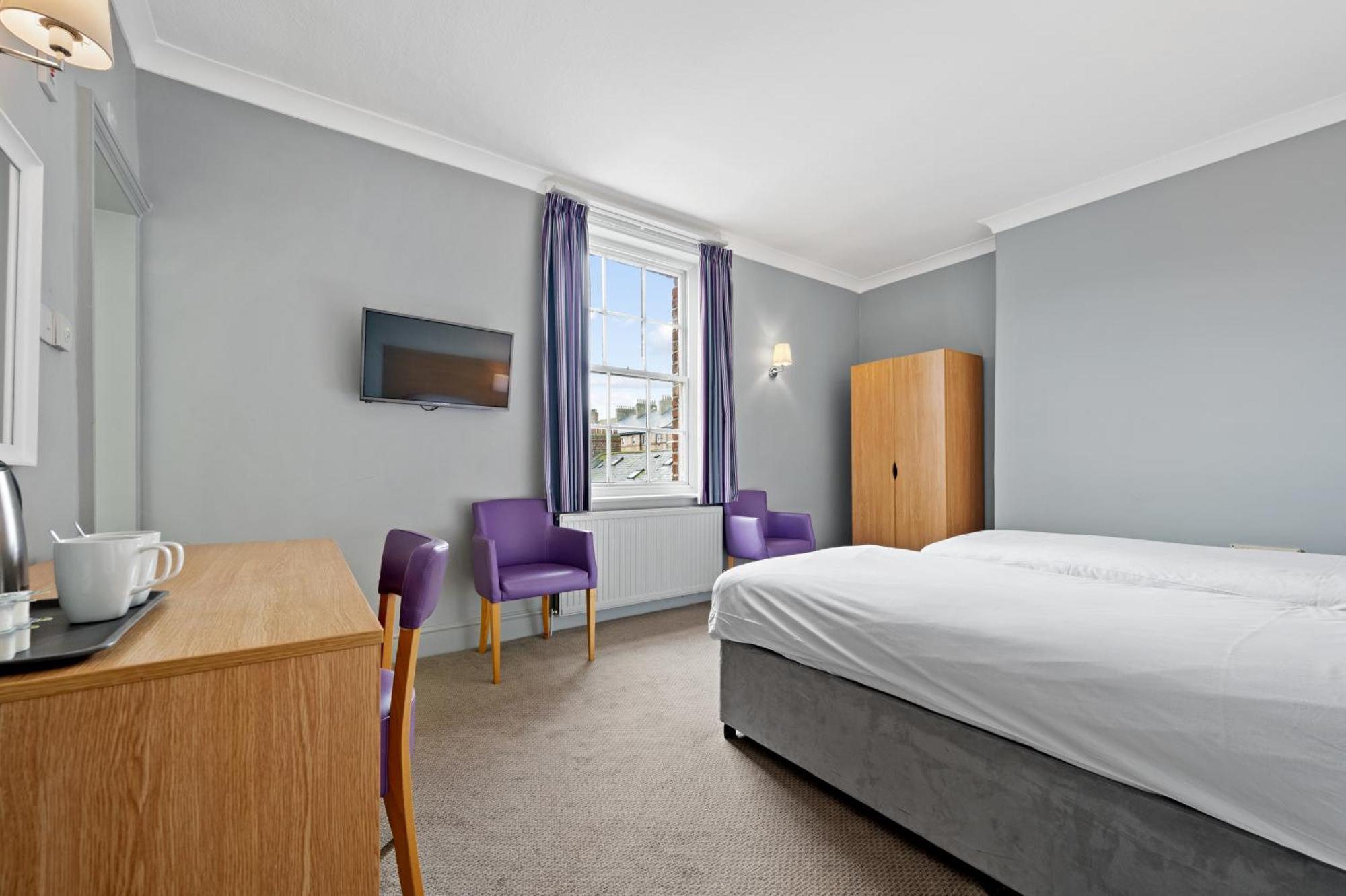 Royal Whitby Hotel Екстериор снимка