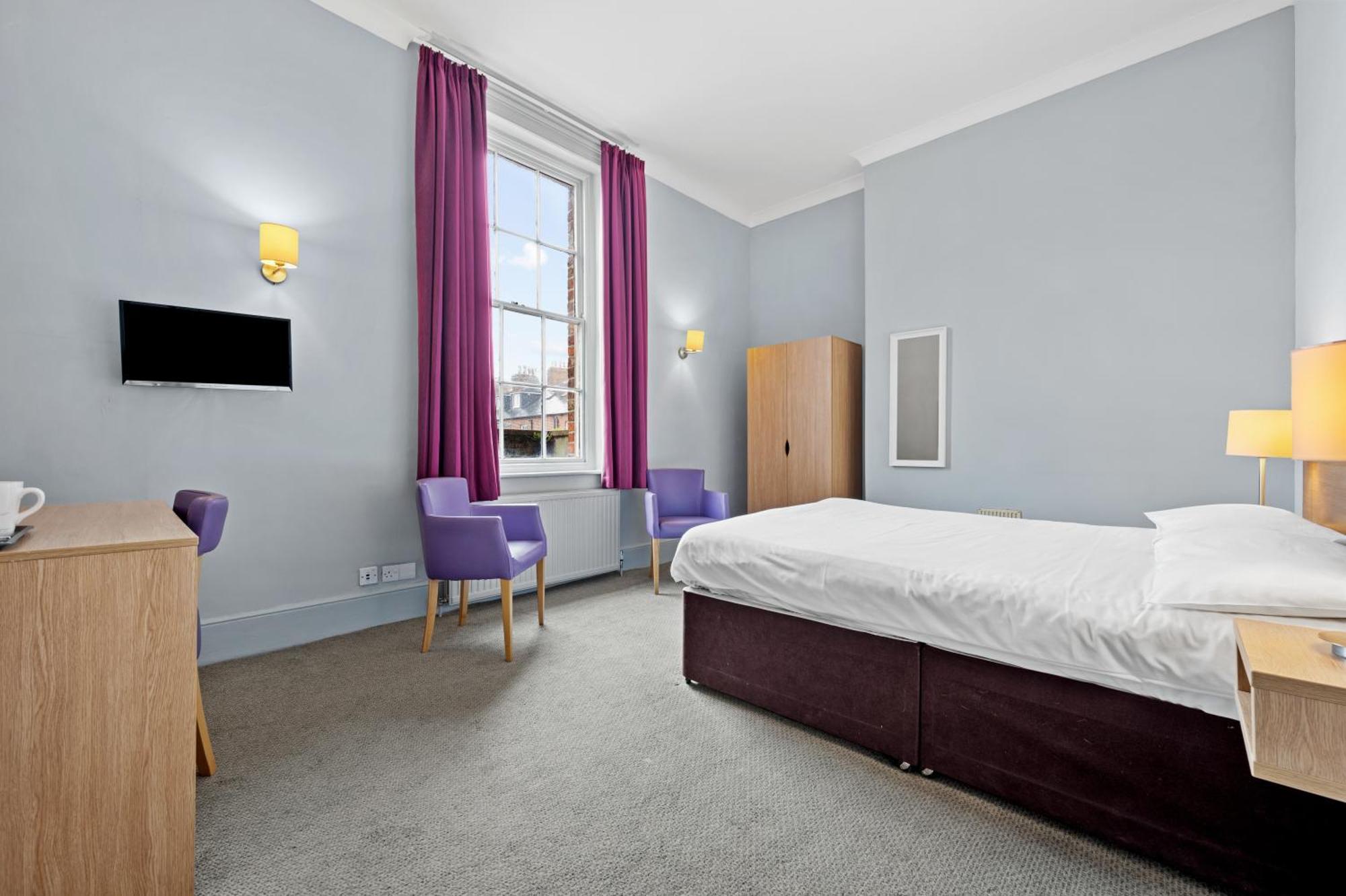 Royal Whitby Hotel Екстериор снимка
