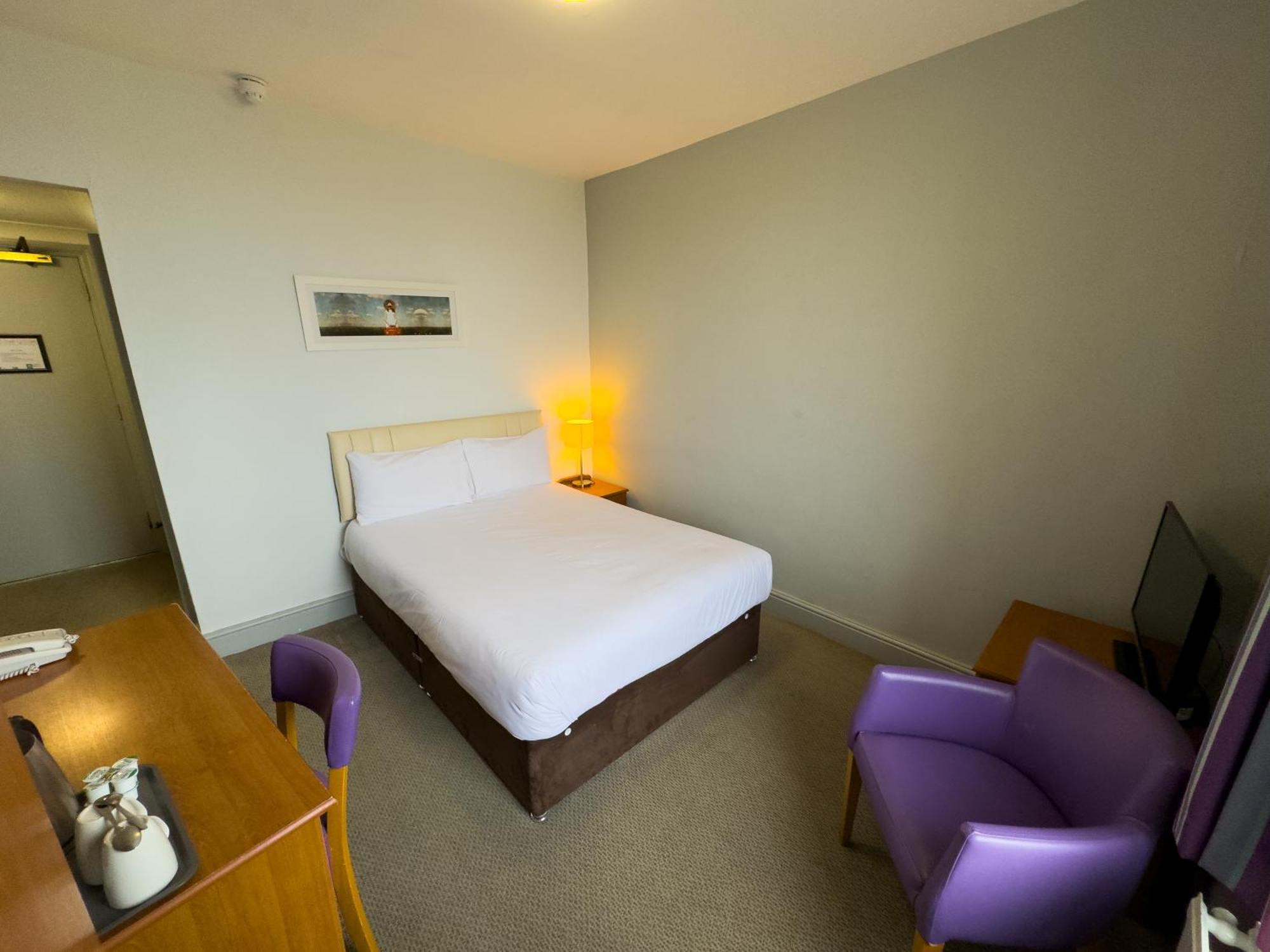 Royal Whitby Hotel Екстериор снимка